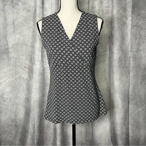 Croft & Barrow Black and White Floral Print Faux Wrap Tank Top - Medium